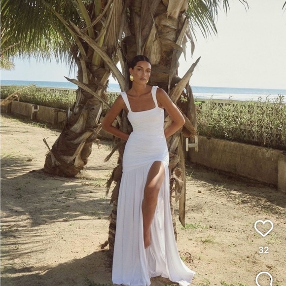 Carly Maxi Dress - Picture 1 of 3